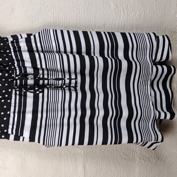 Bebop Black White Multi Pattern Scoop High Low Neck Knee Length Sheath Dress - Picture 3 of 13